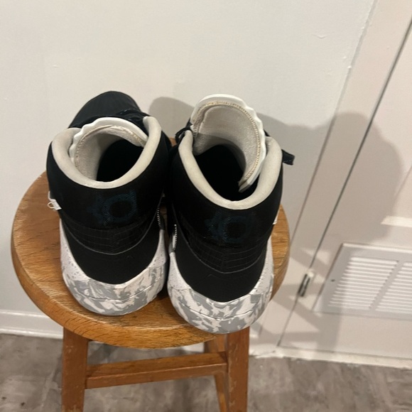 KD 13 Nike men size 16 preowned - Picture 3 of 5